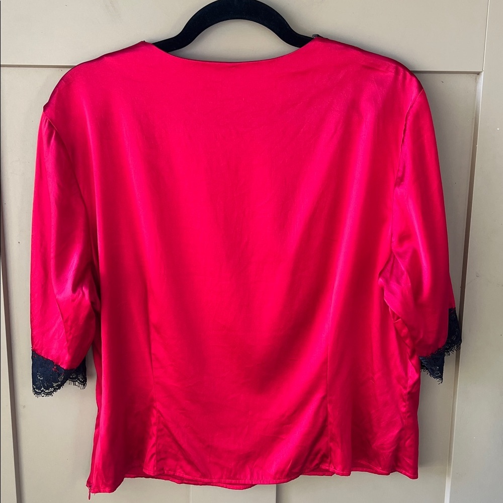 Moda International Red Silk Top With Black Lace Trim Side Zip Size XL - Picture 5 of 7